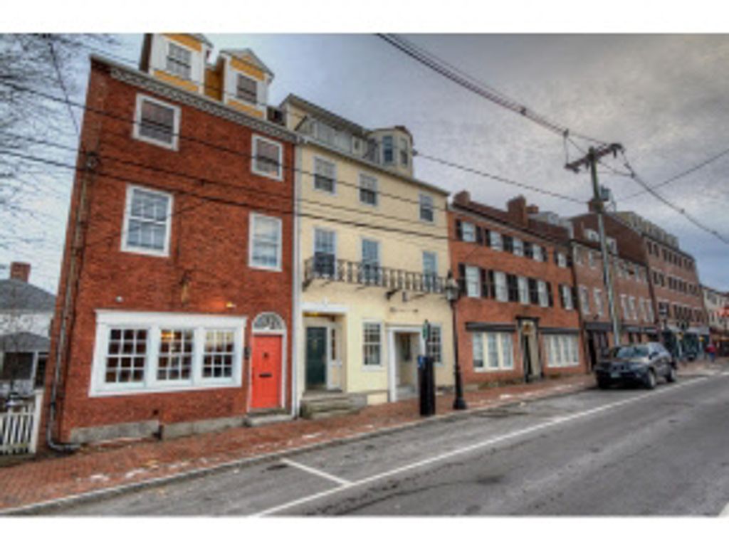 Photo of 36 State Street #B, Portsmouth, NH 03801 (MLS # 5091546)