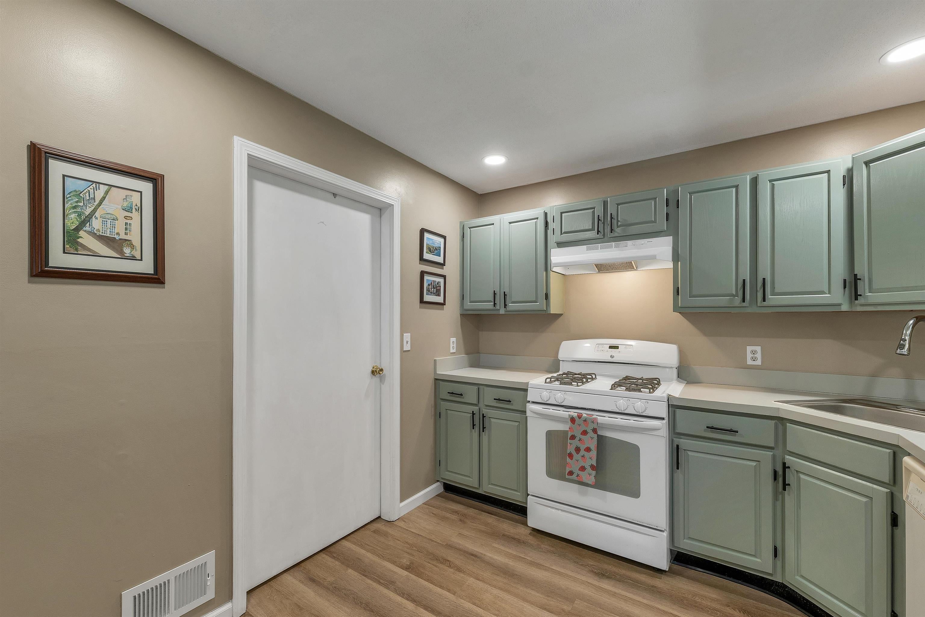 5 Bernards Road 1