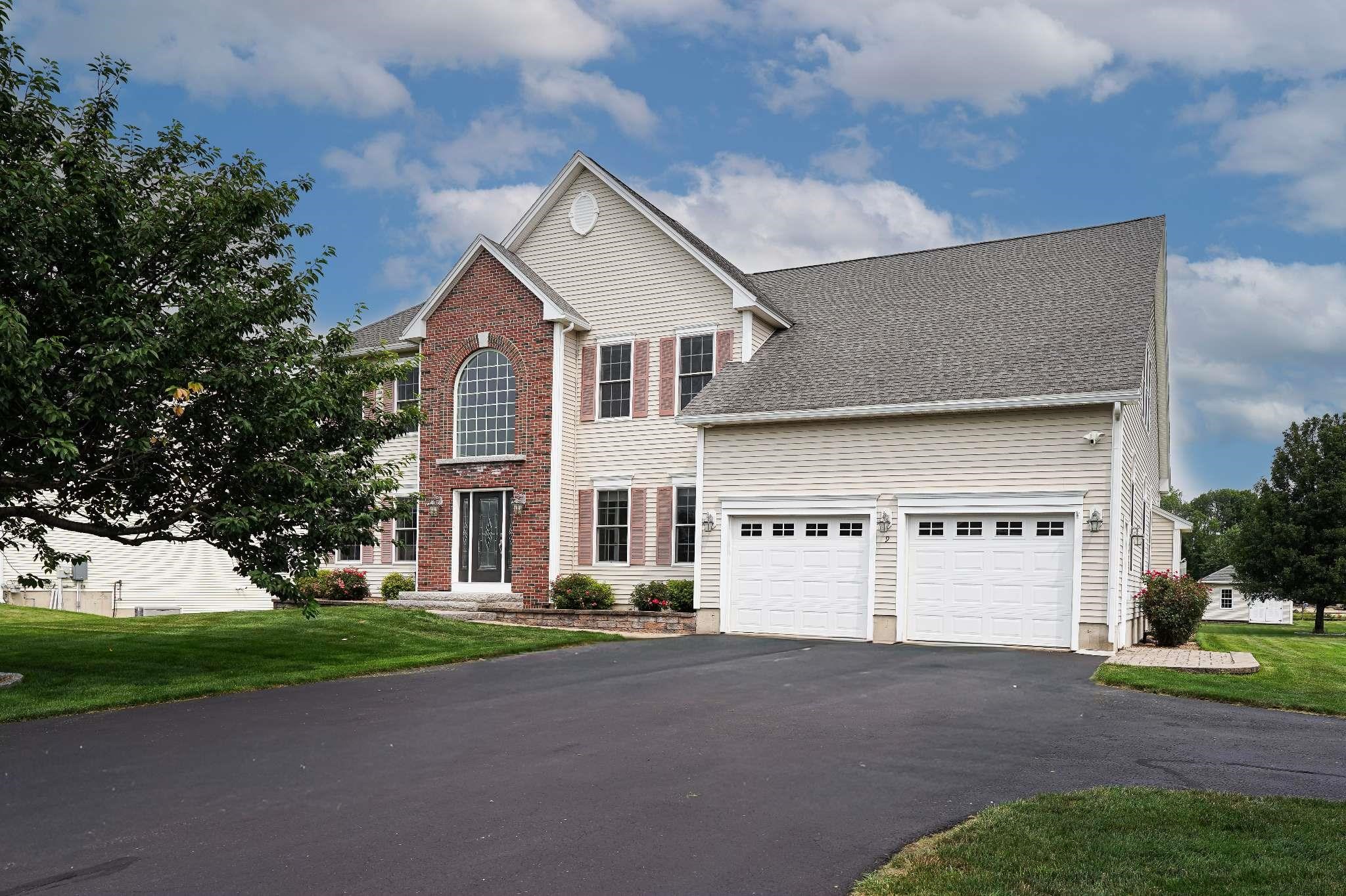 9 Shoreline Drive