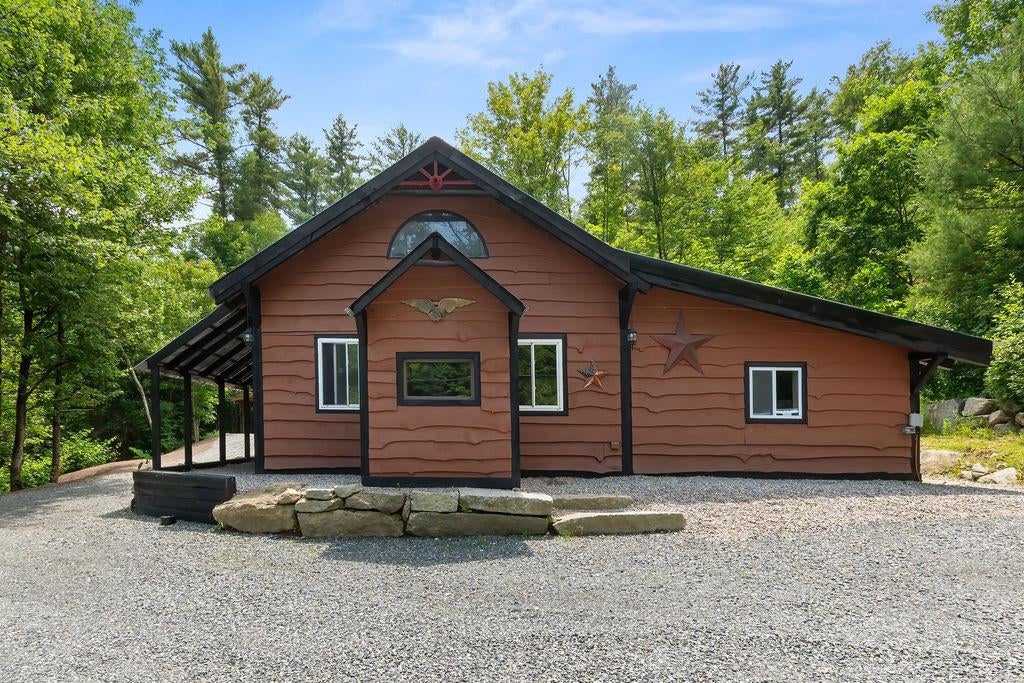 Photo of 529 Maple Street, Newport, NH 03773 (MLS # 5098075)