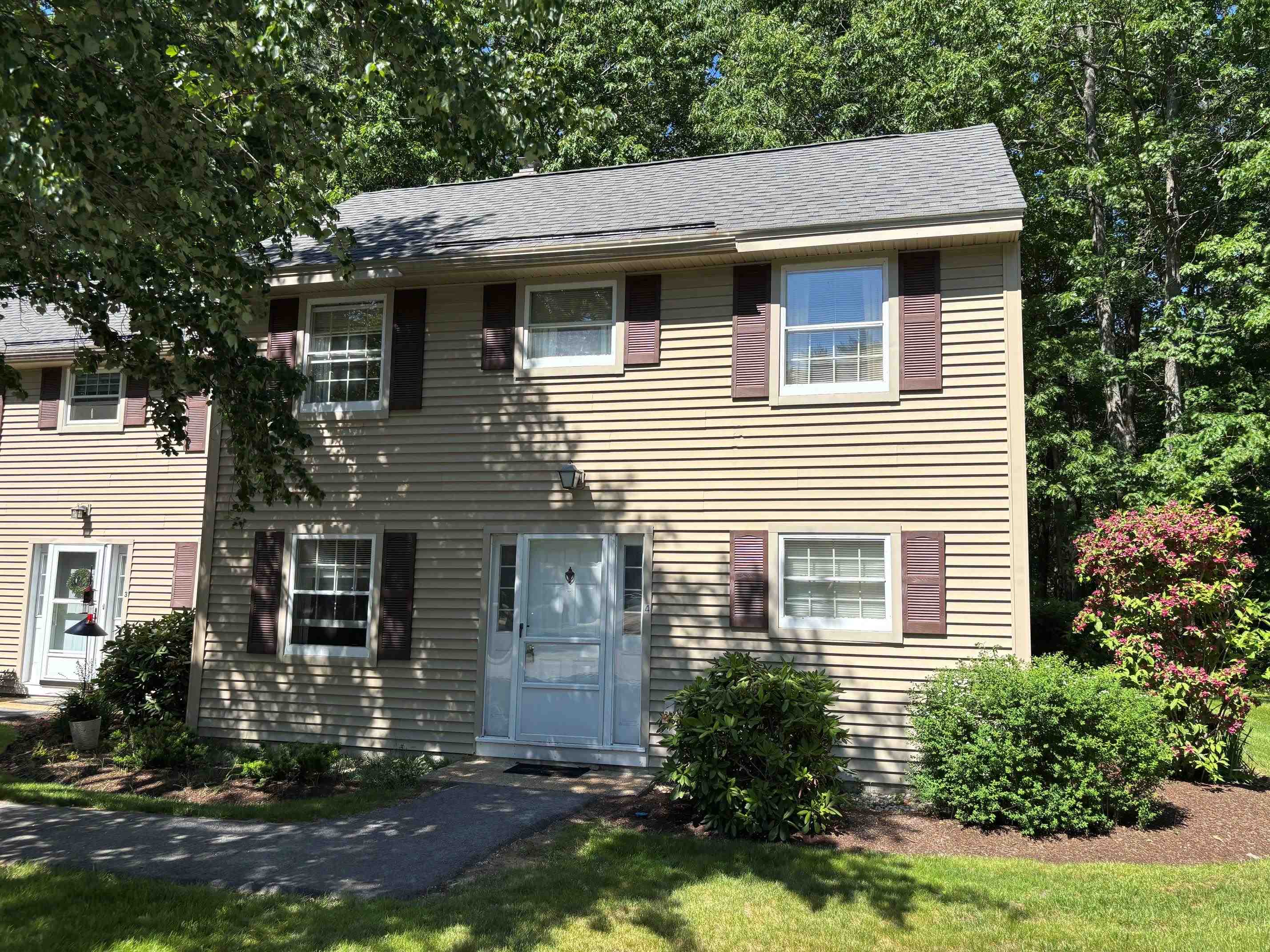 4 Wolfeboro Common 4
