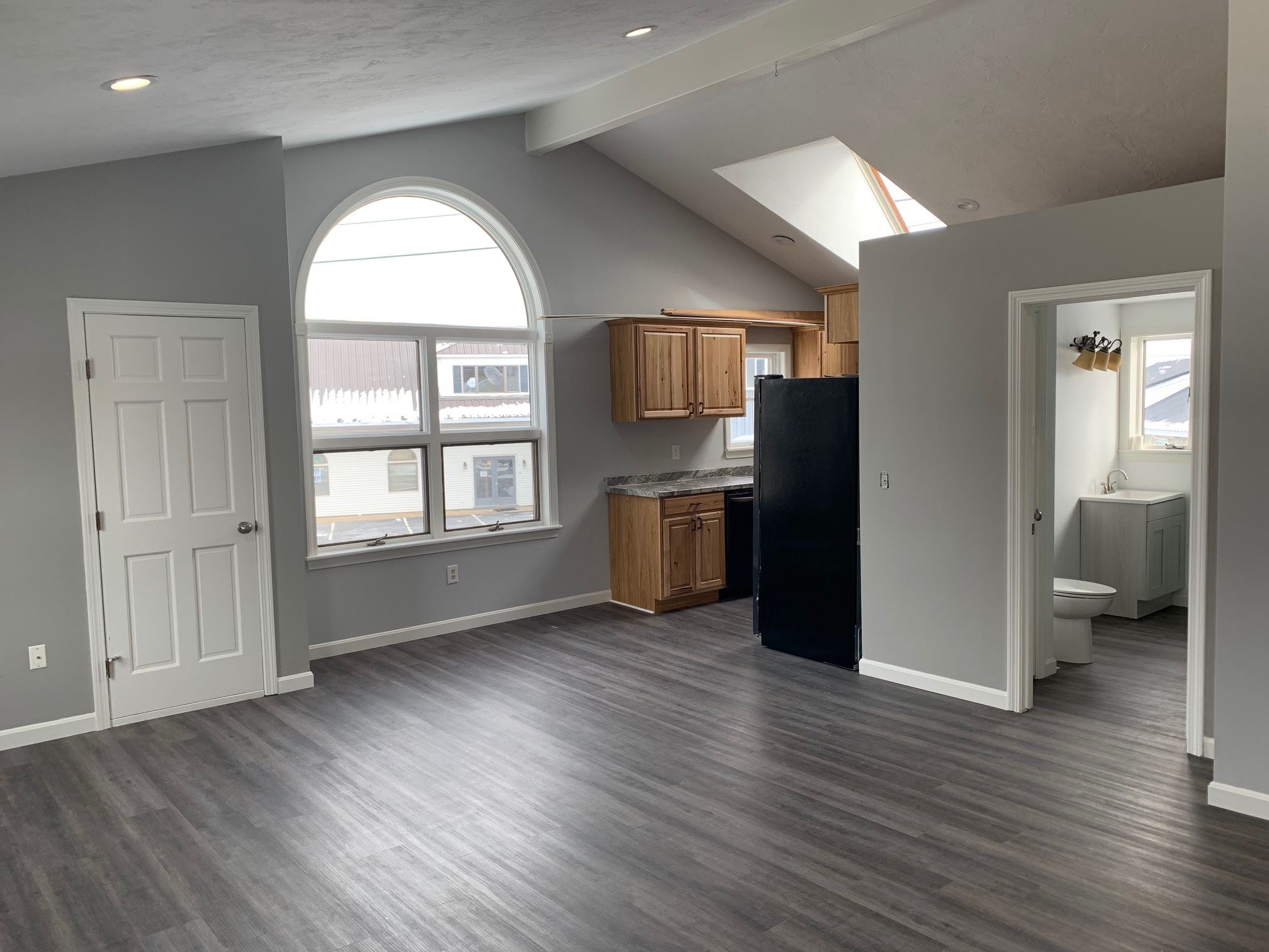 153 Lafayette Road 1 Top Floor