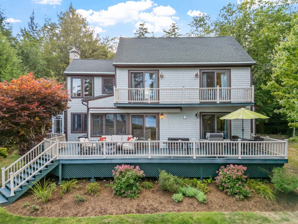 Photo of 14 Island View Drive, Moultonborough, NH 03254 (MLS # 5085782)