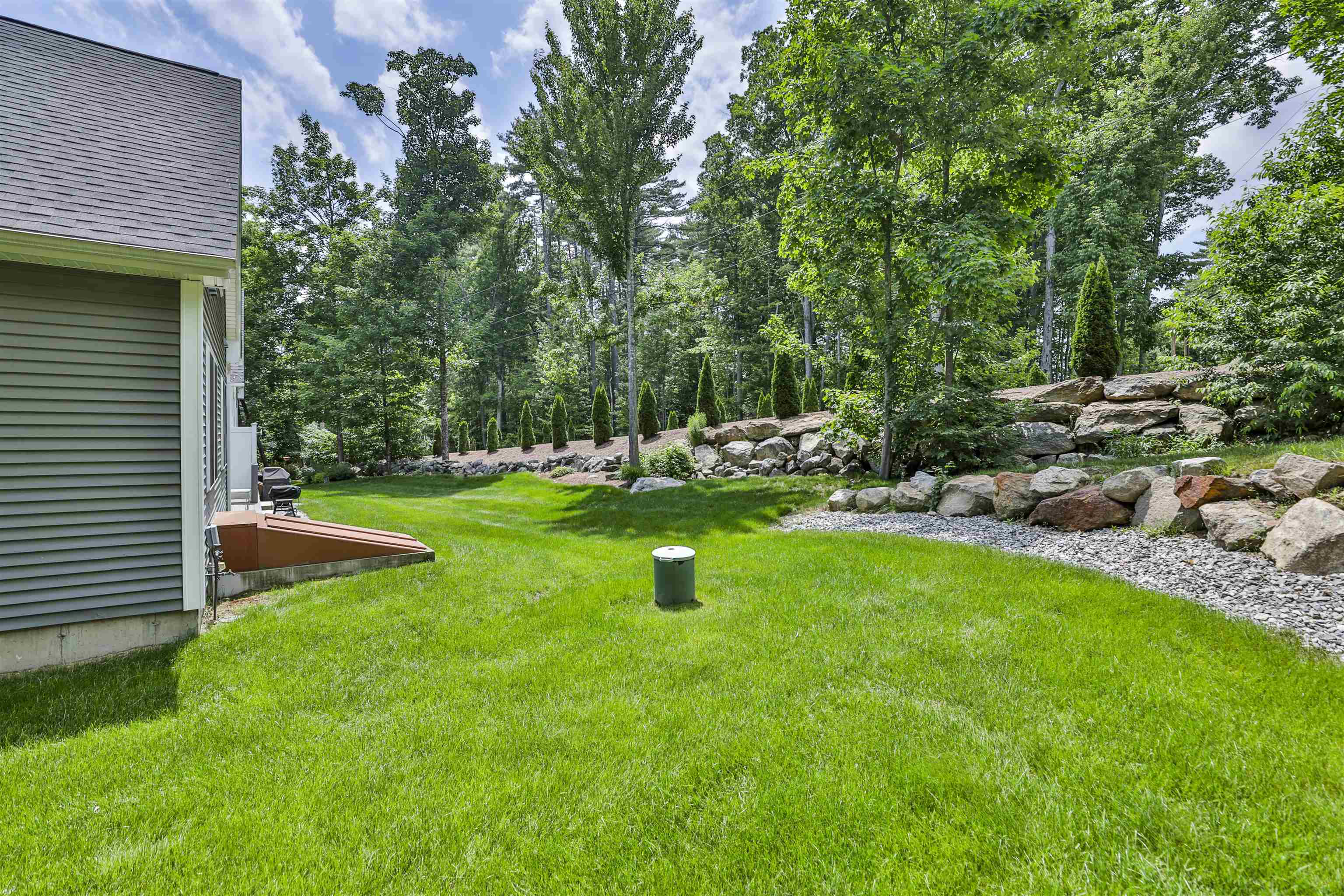 8 Cedar Way B