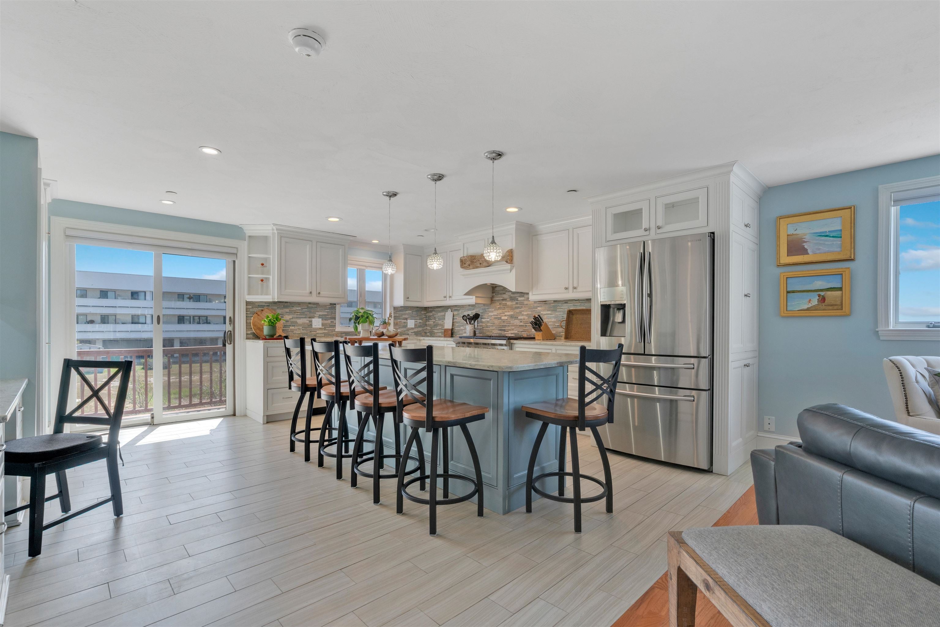 581 Ocean Boulevard #7