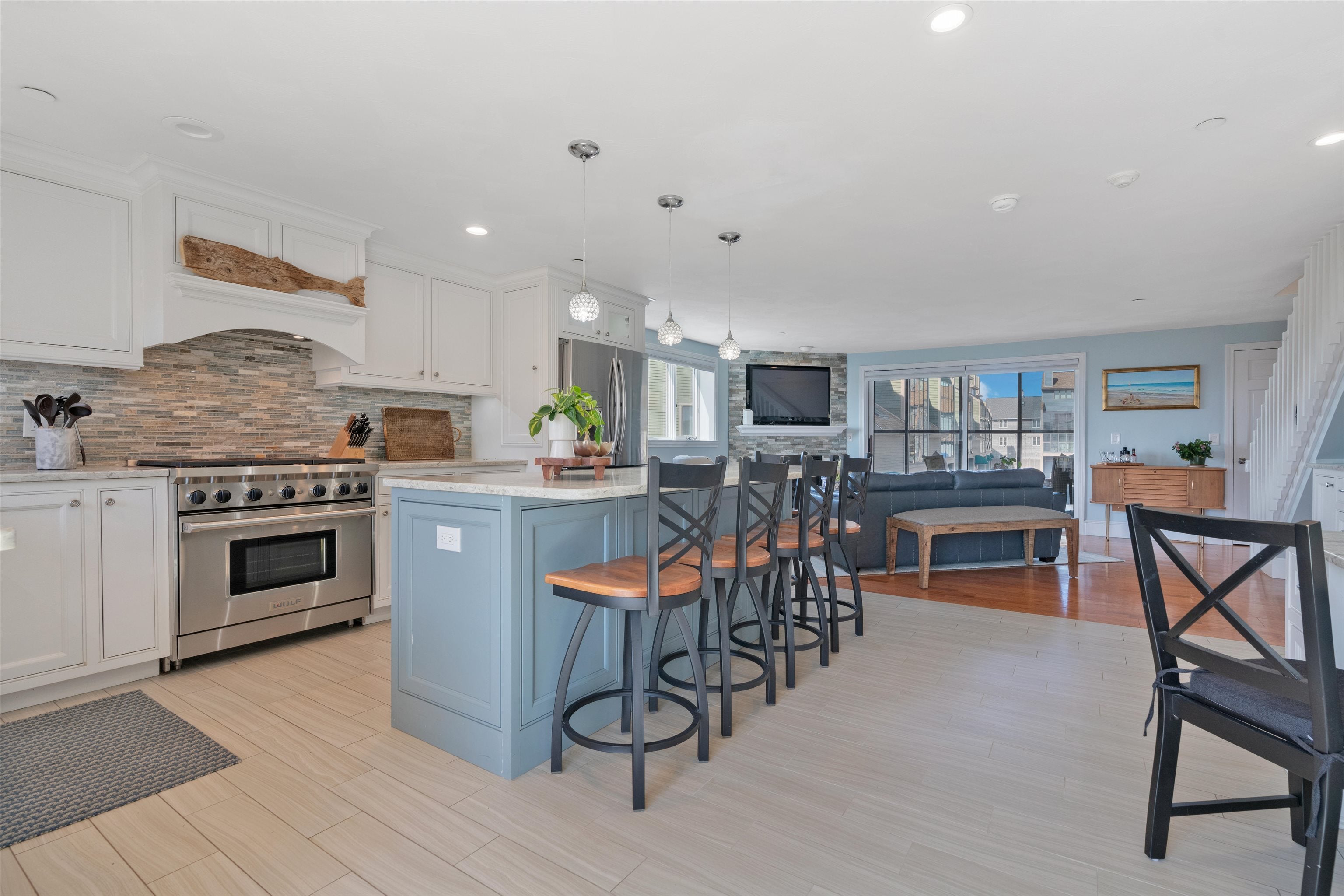 581 Ocean Boulevard #7