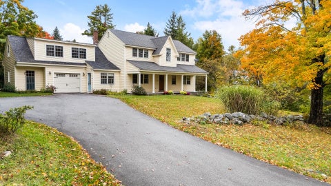 Photo of 292 South Pleasant Street, New London, NH 03257 (MLS # 5112802)