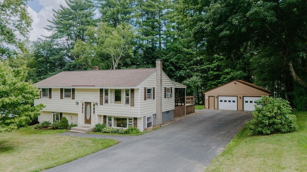Photo of 54 Eastview Road, Keene, NH 03431 (MLS # 5102924)