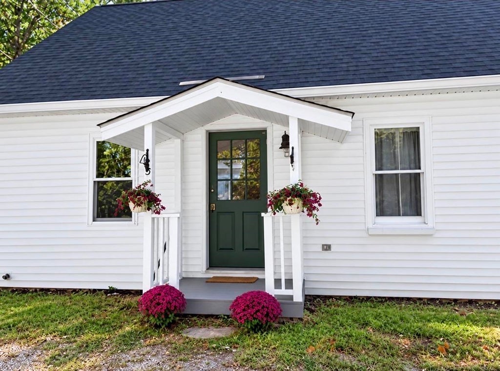 Photo of 65 Greenleaf Road, Sharon, NH 03458 (MLS # 5113545)