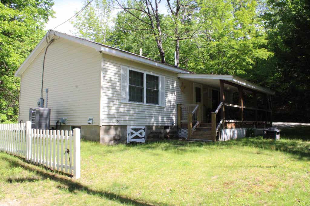 Photo of 461 Jericho Road, Bartlett, NH 03812 (MLS # 5093062)