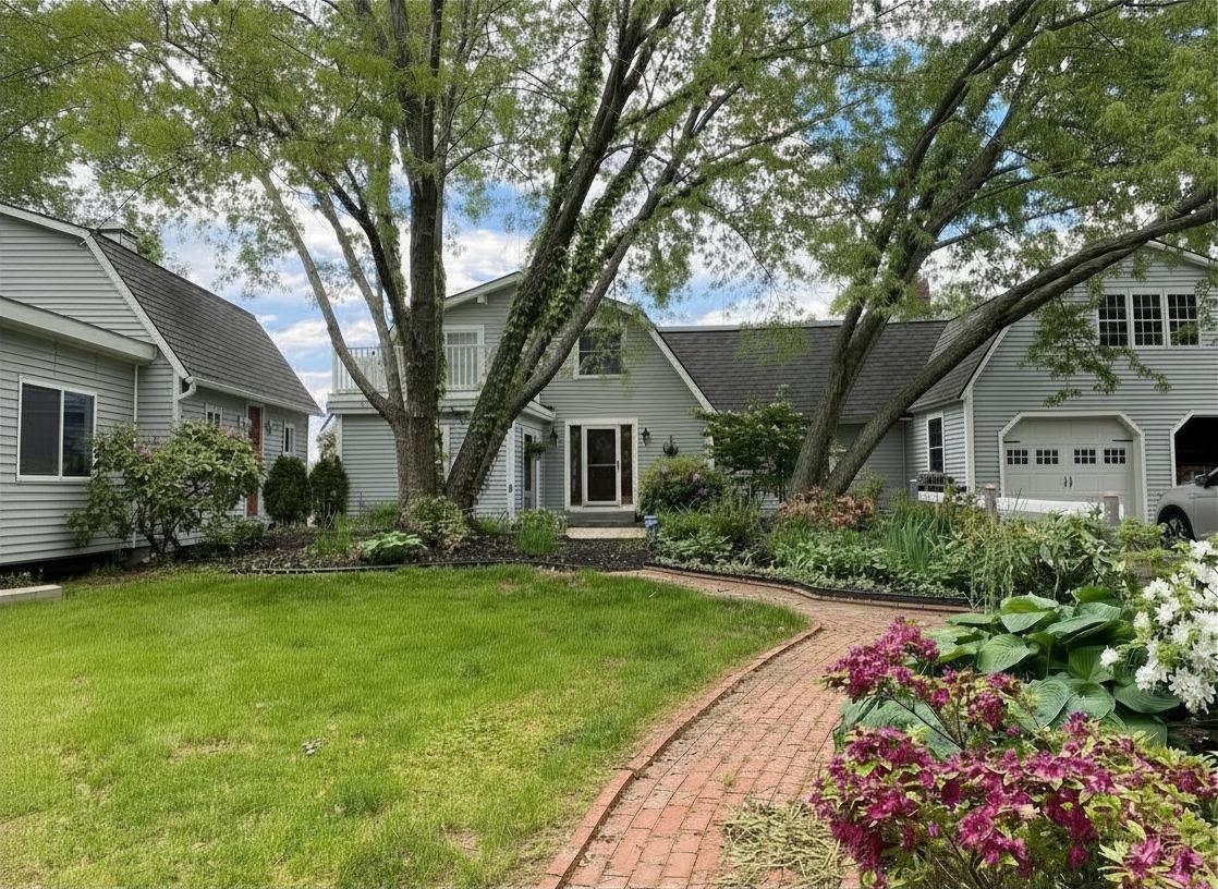 4 Spring Lane