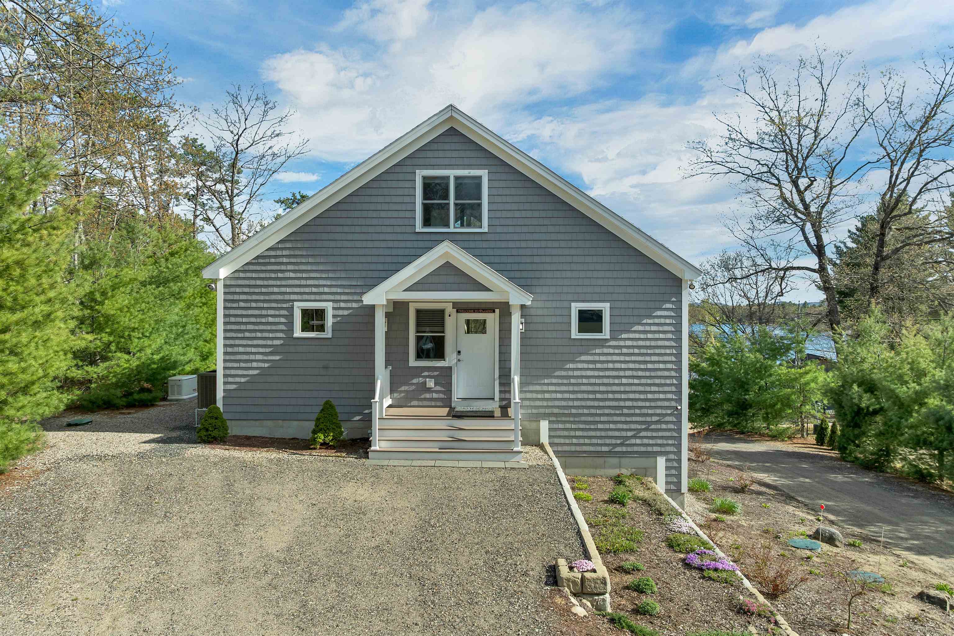 444 Huckins Road