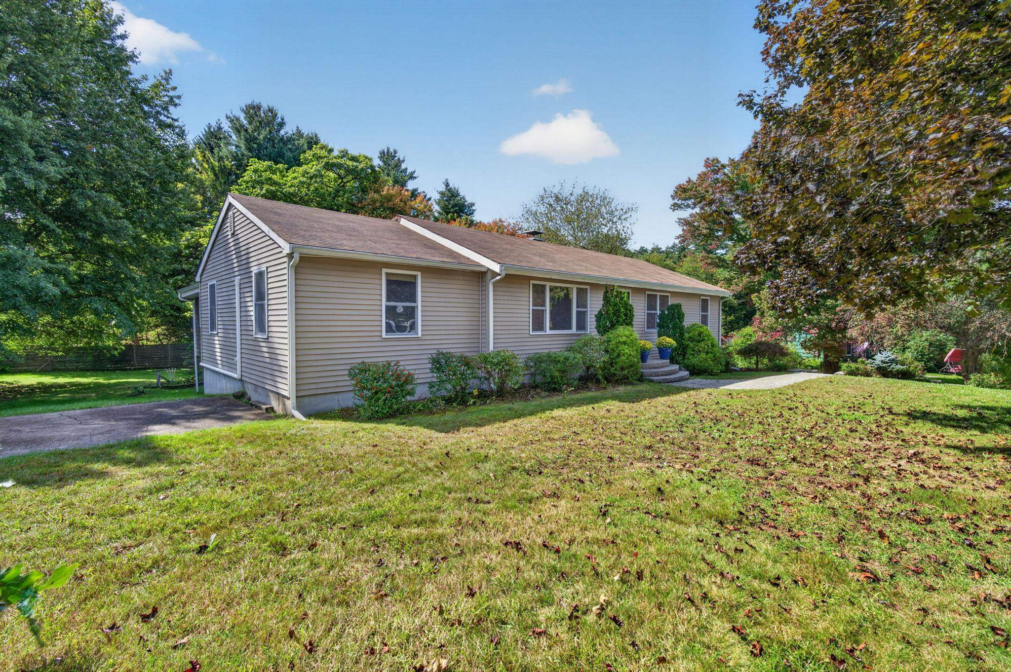 12 Sunset Avenue