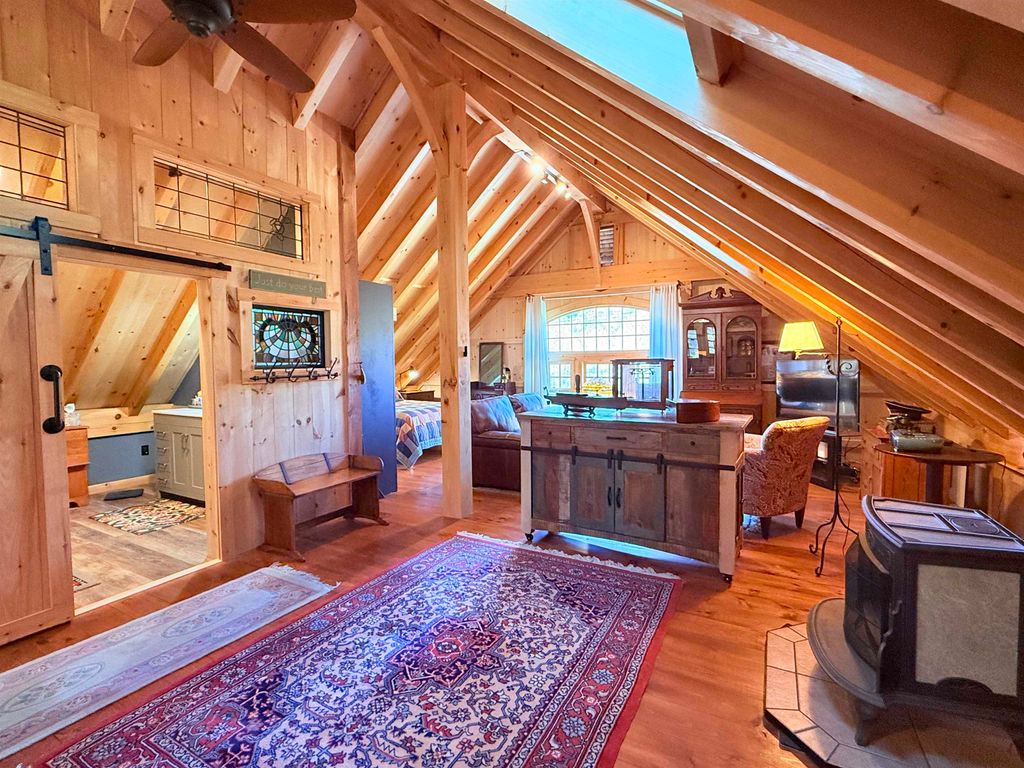 Photo of 471 Edgemont Road, Sunapee, NH 03782 (MLS # 5089876)