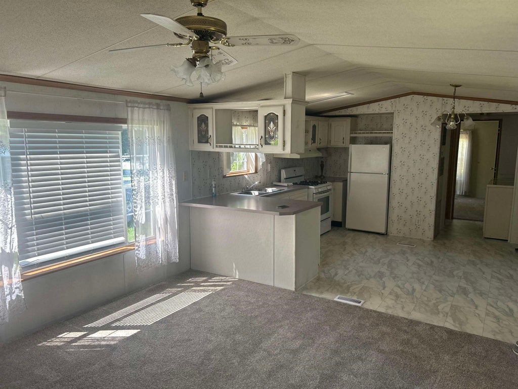 Photo of 6 Mccusker Place, Claremont, NH 03743 (MLS # 5103902)