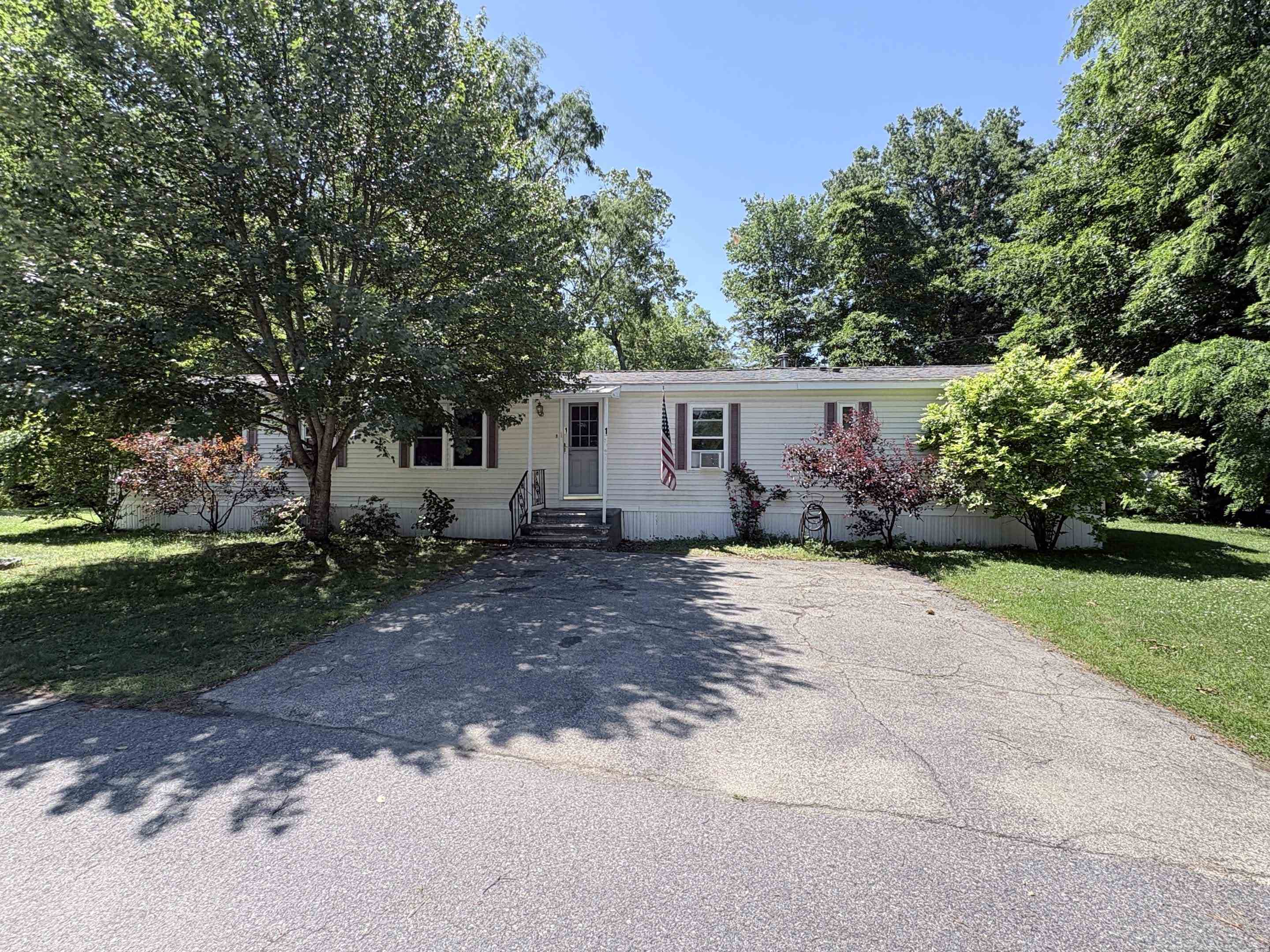1 Oak Court