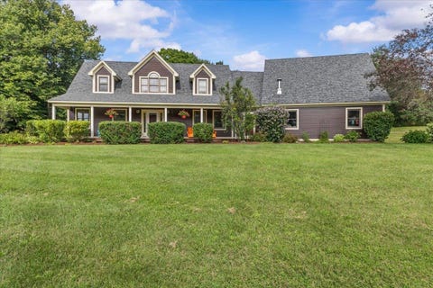 Photo of 21 Meadow Drive, Jericho, VT 05465 (MLS # 5105874)