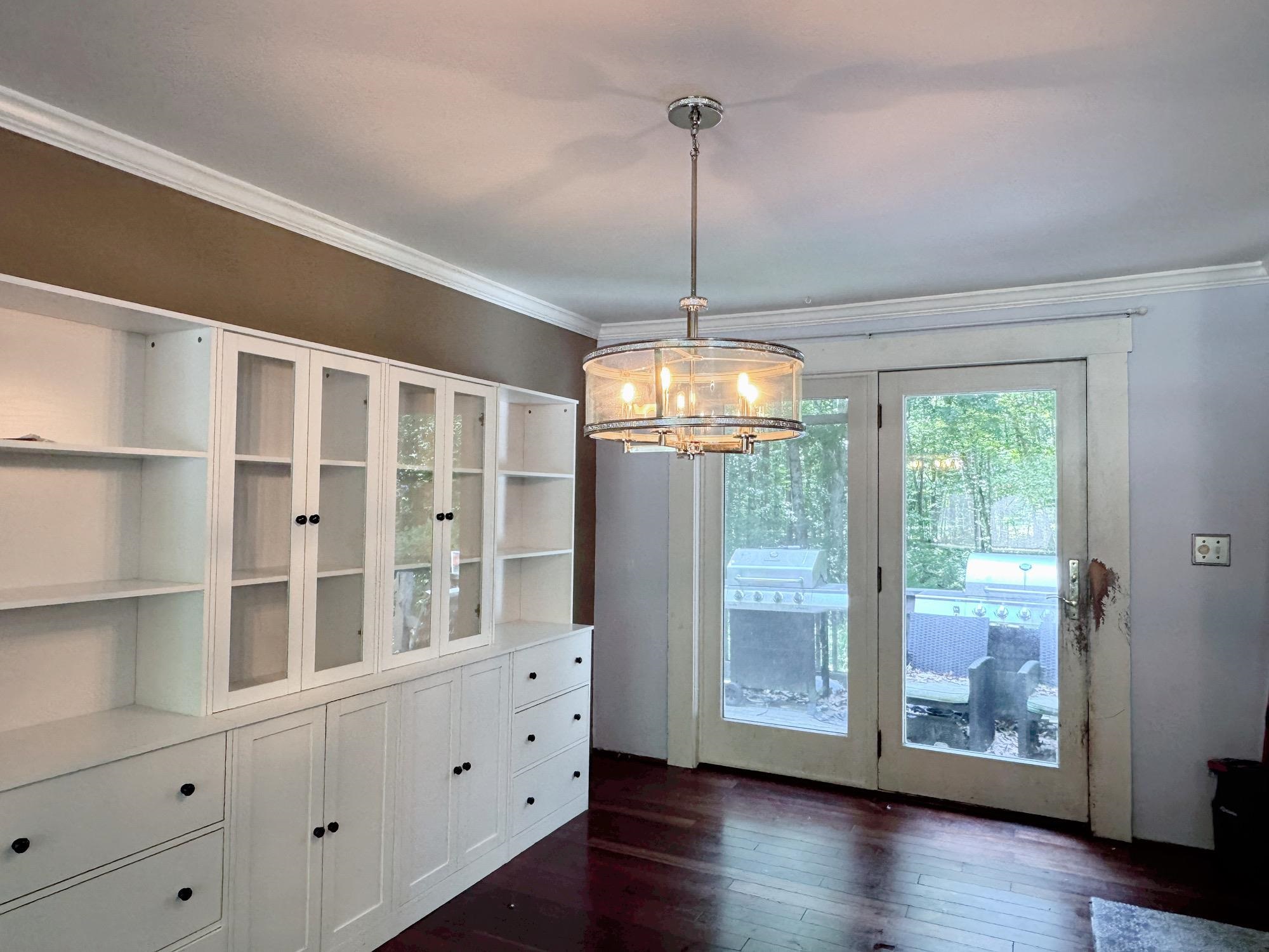 6 Saddlepath Road