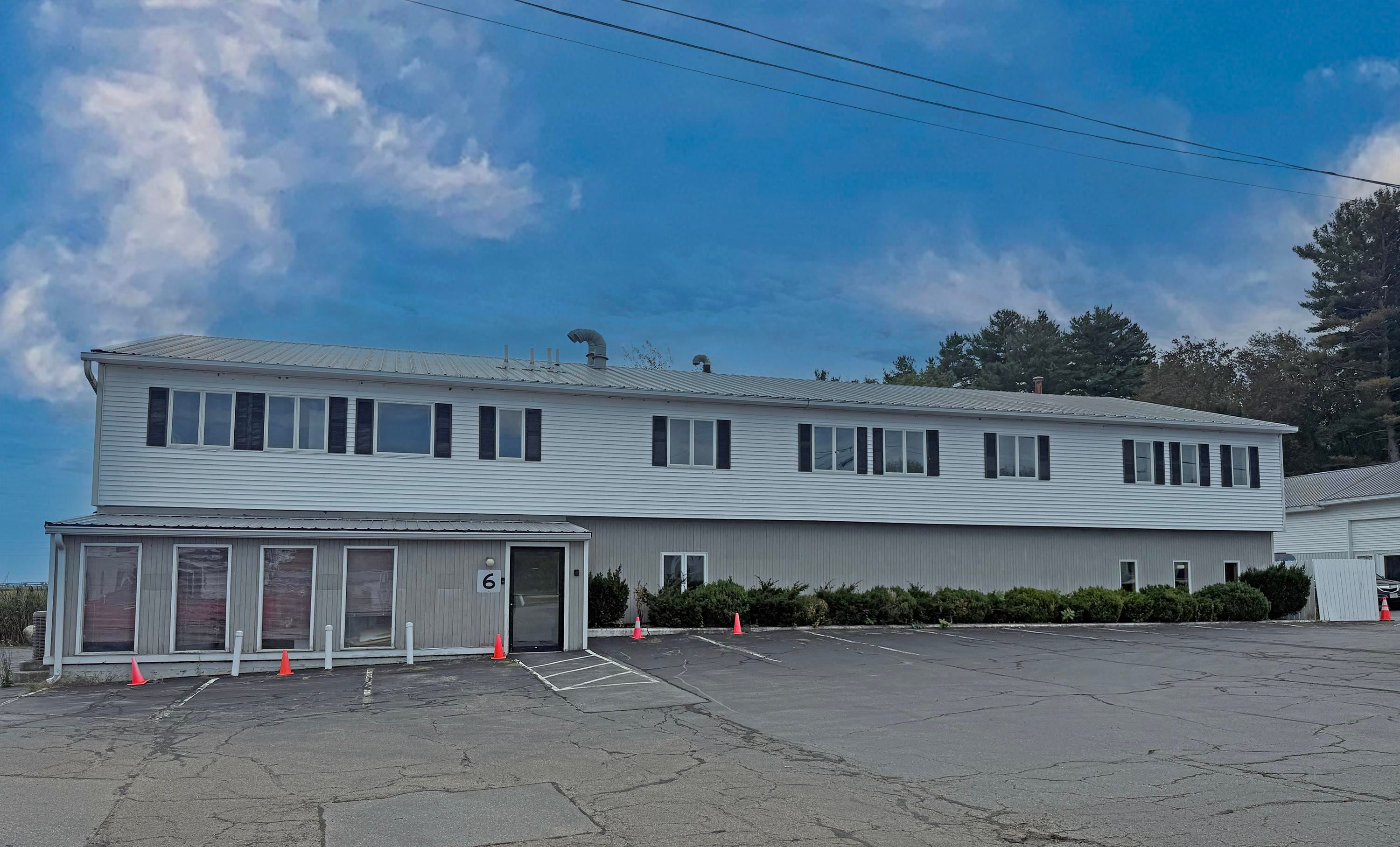 1 Lafayette Road 6