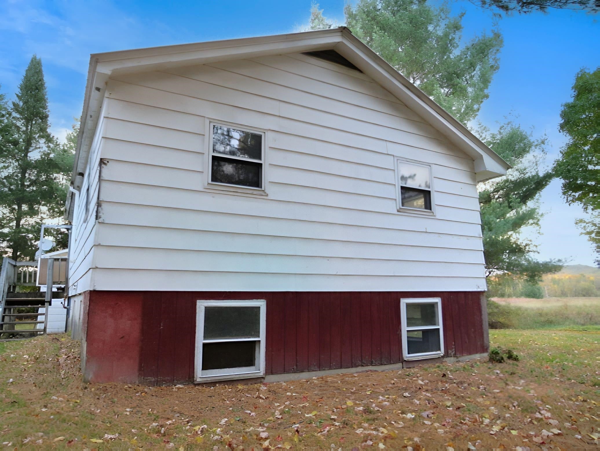664 River Road