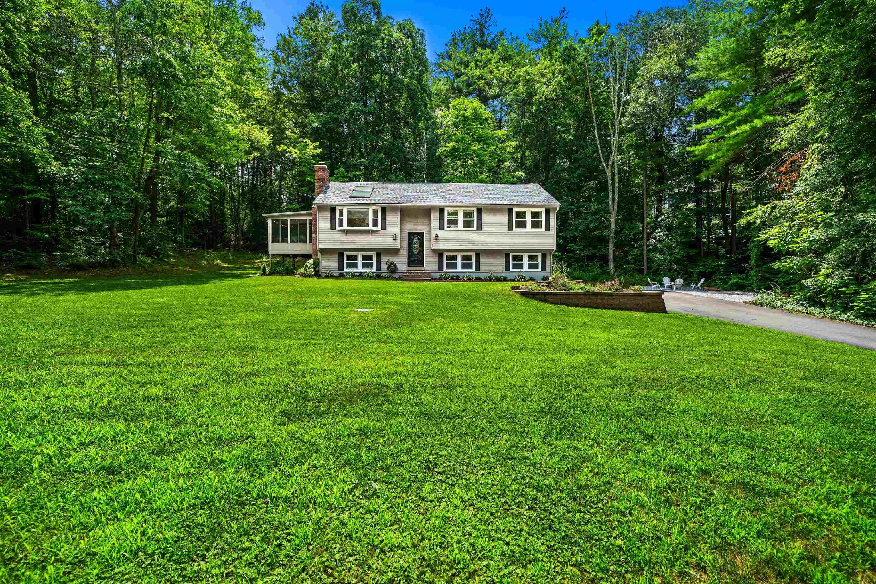 20 Hawkview Road