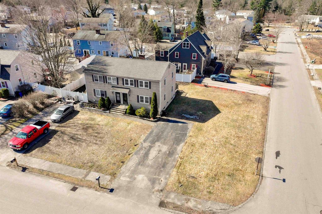 Photo of 11 Phillip Road #R, Derry, NH 03038 (MLS # 5081183)