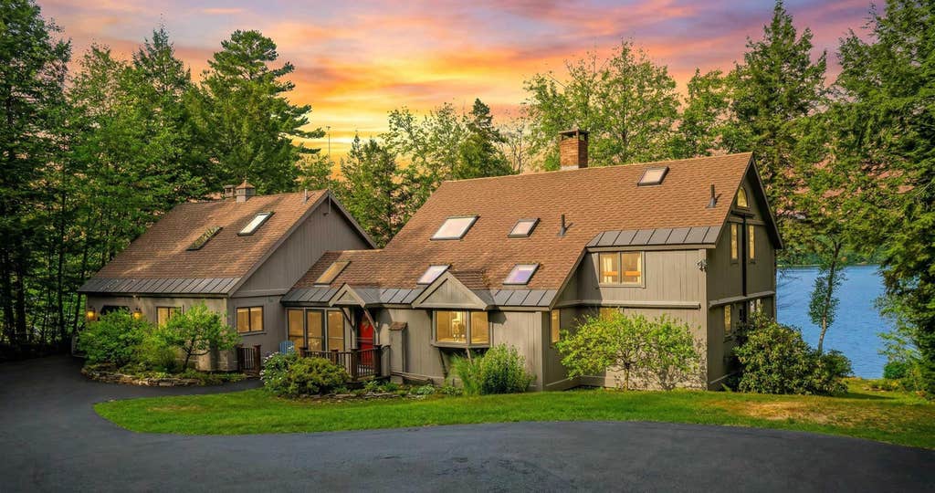 Photo of 109 South Cove Road, New London, NH 03257 (MLS # 5087183)