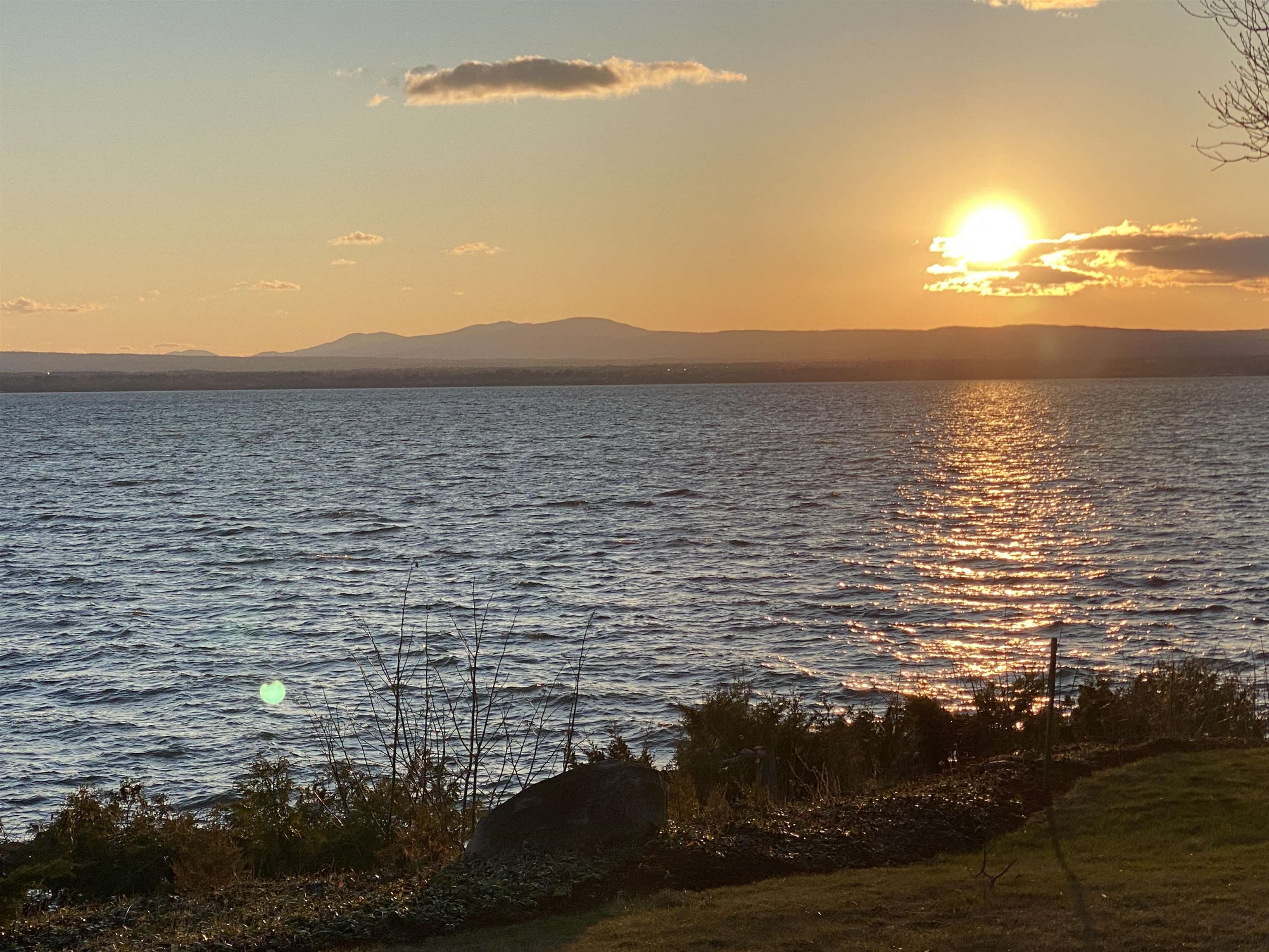 571 West Shore Road