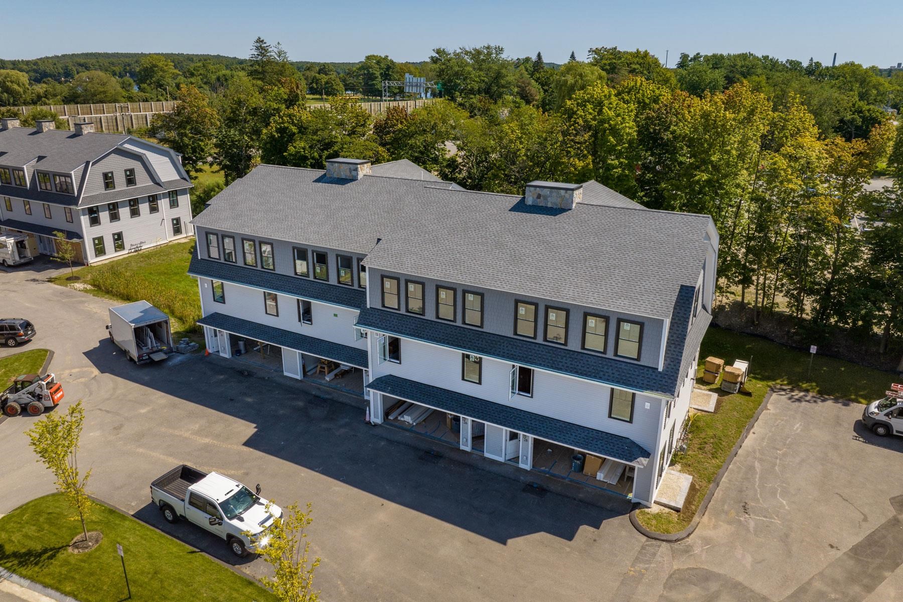 24 LITTLE BAY Drive