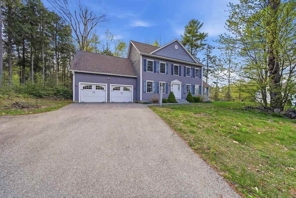 Photo of 60 Christian Farm Drive, New Boston, NH 03070 (MLS # 5088140)