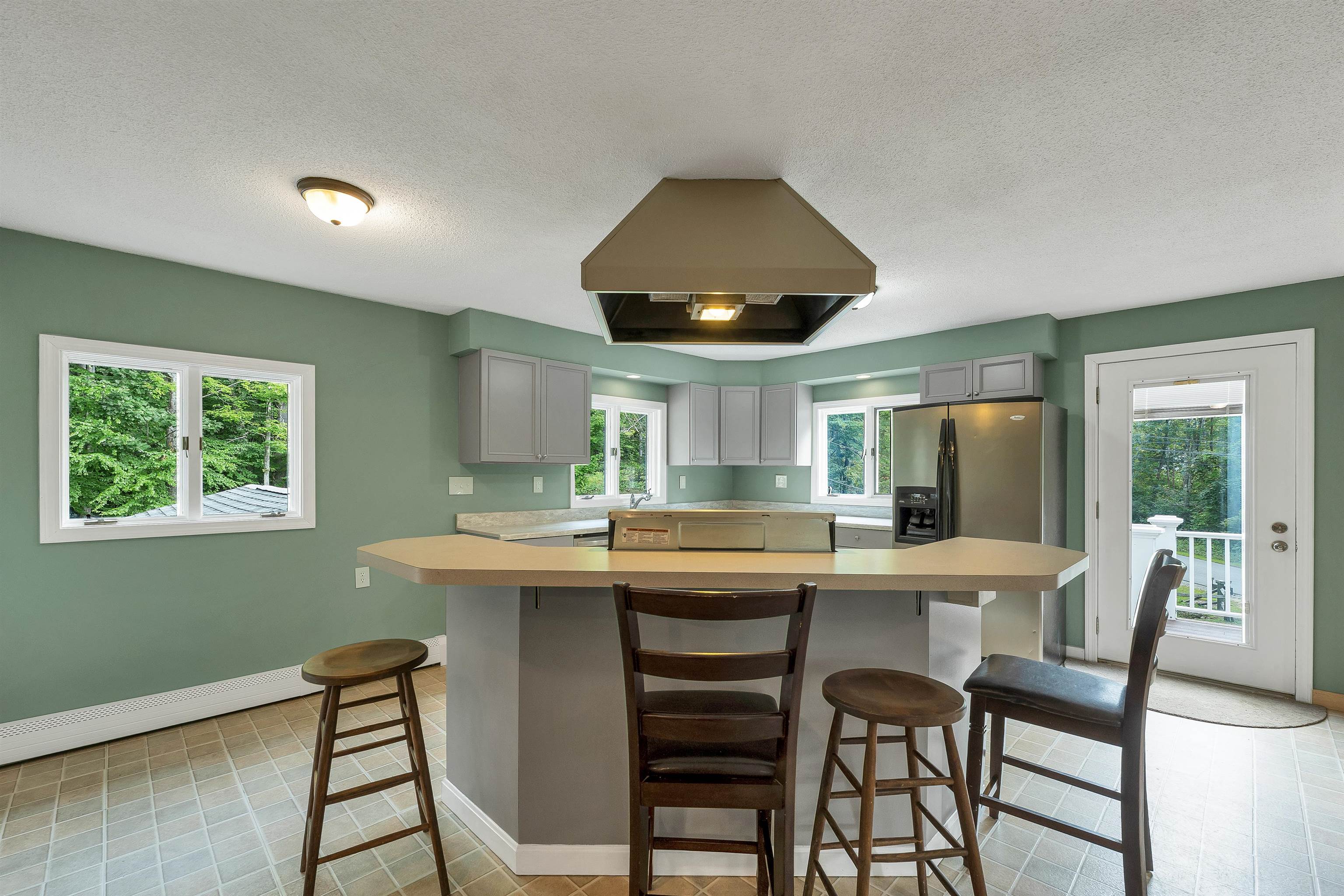 290 Jamestown Road