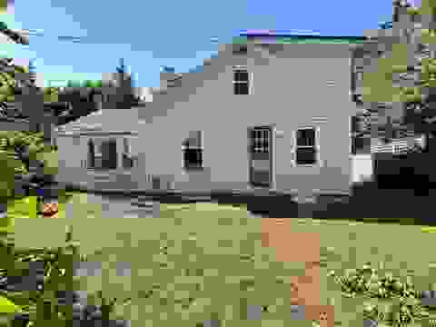 Photo of 20 Chase Street, Concord, NH 03301 (MLS # 5105136)