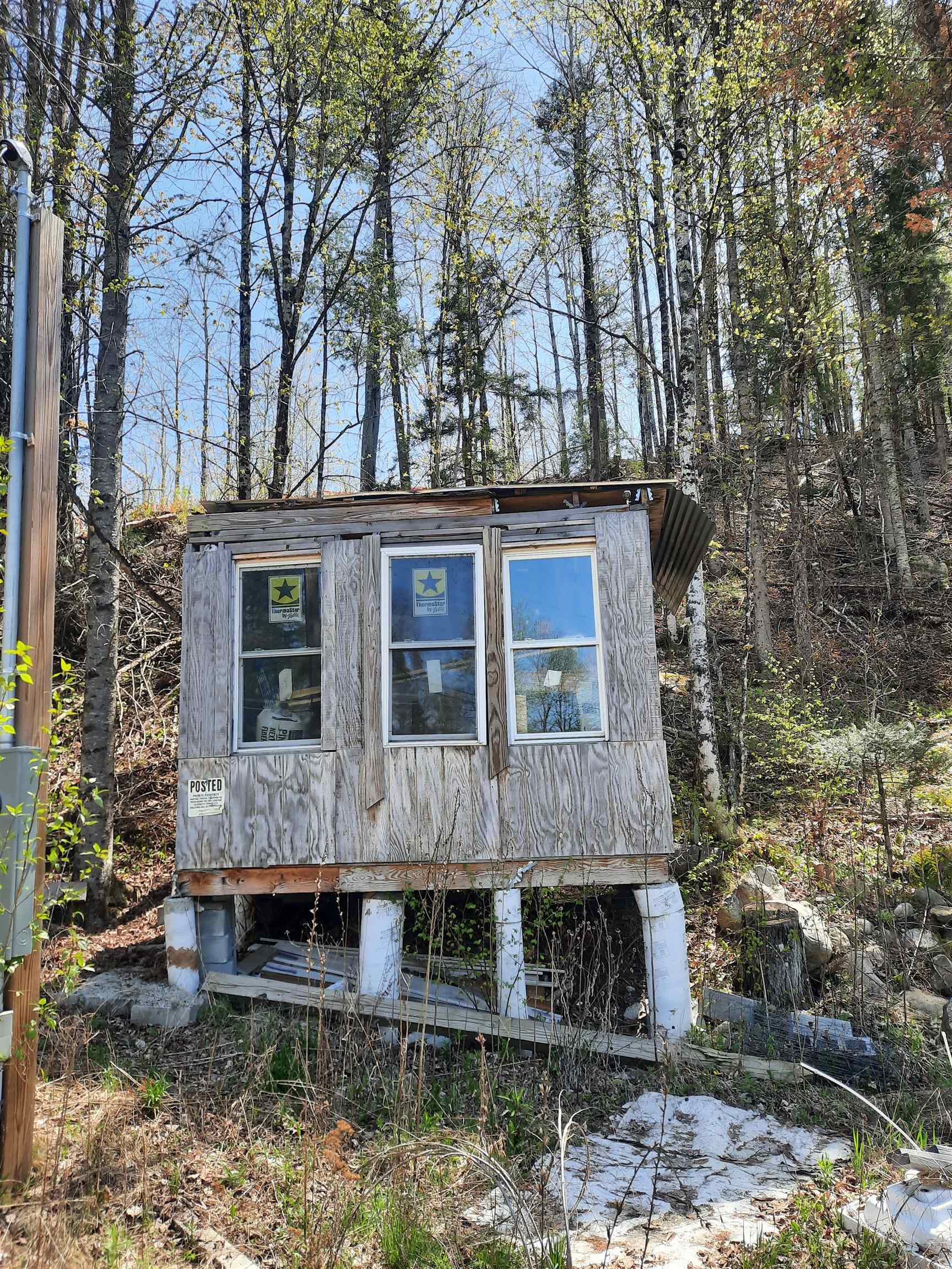 24 Marsh Road