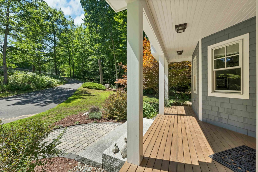 Photo of 16 Crosswinds Drive, Moultonborough, NH 03254 (MLS # 5103592)
