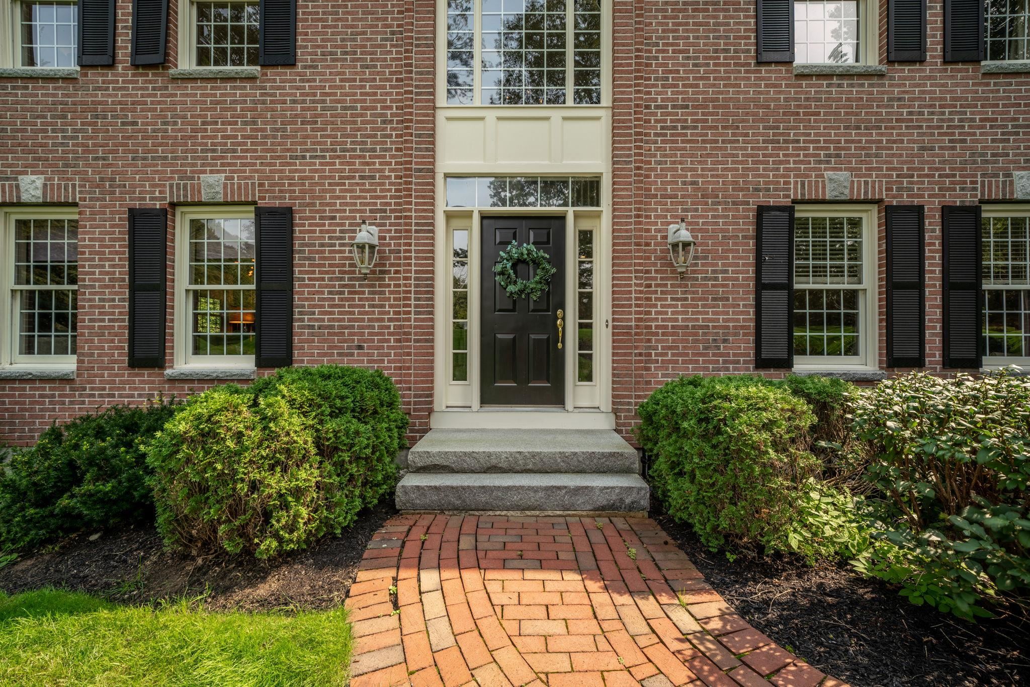 35 Colonel Daniels Drive
