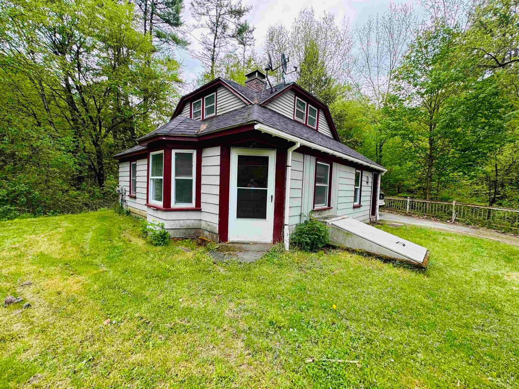 Photo of 328 N Main Street, Lebanon, NH 03784 (MLS # 5091195)