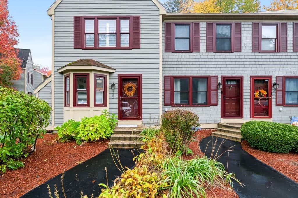 Photo of 282 Bartemus Trail, Nashua, NH 03063 (MLS # 5114270)