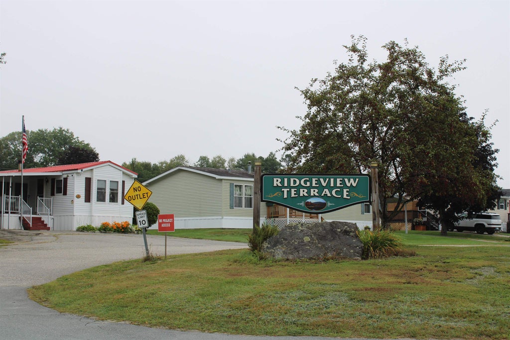 Photo of 26 Ridgeview Terrace, Dalton, NH 03598 (MLS # 5107953)