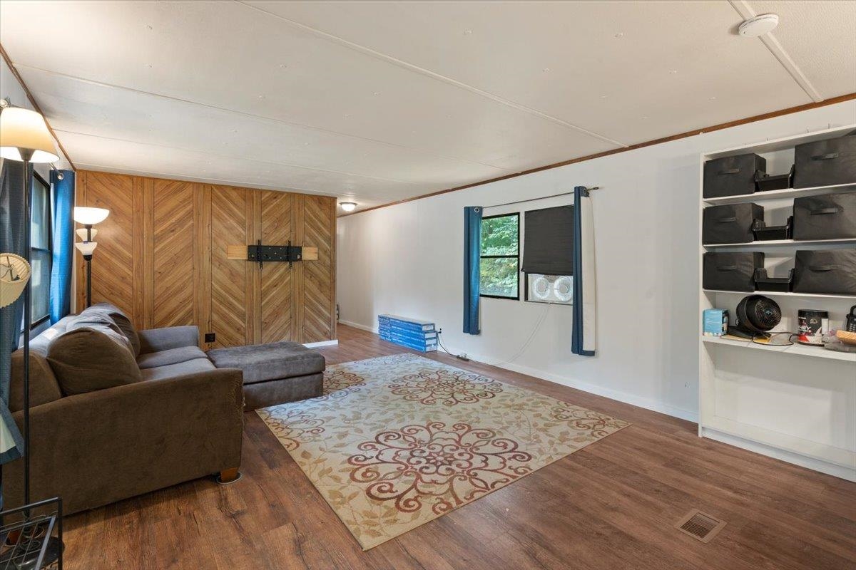 95 Walden Road