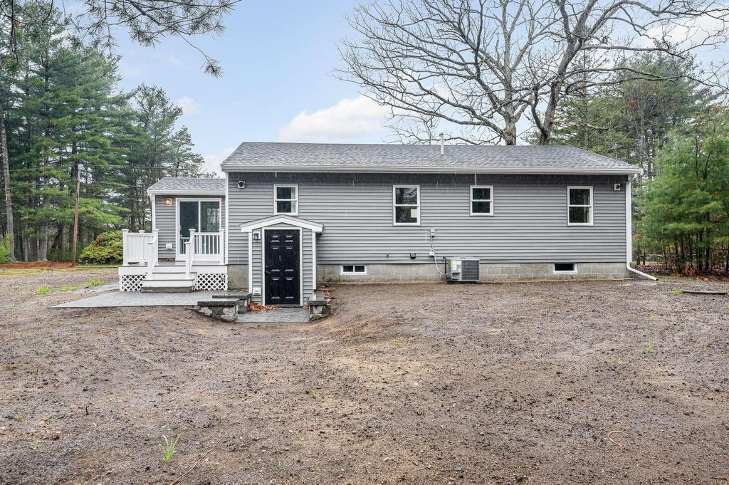 Photo of 4 Tina Avenue, Pelham, NH 03076 (MLS # 5087457)