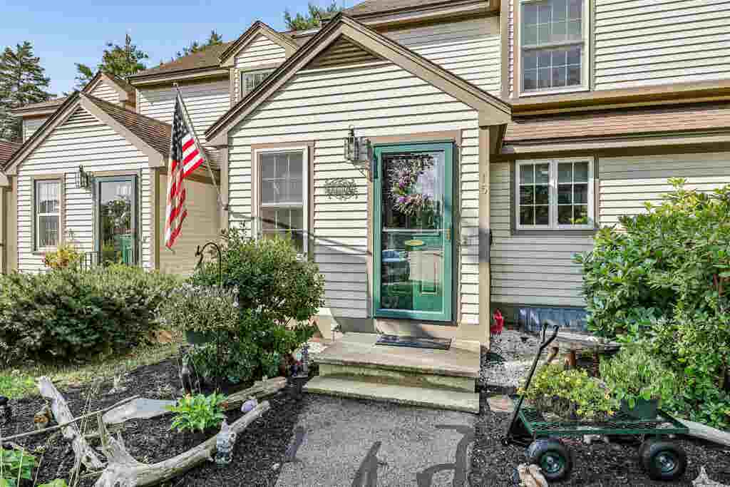Photo of 15 Surrey Run, Dover, NH 03820 (MLS # 5104050)