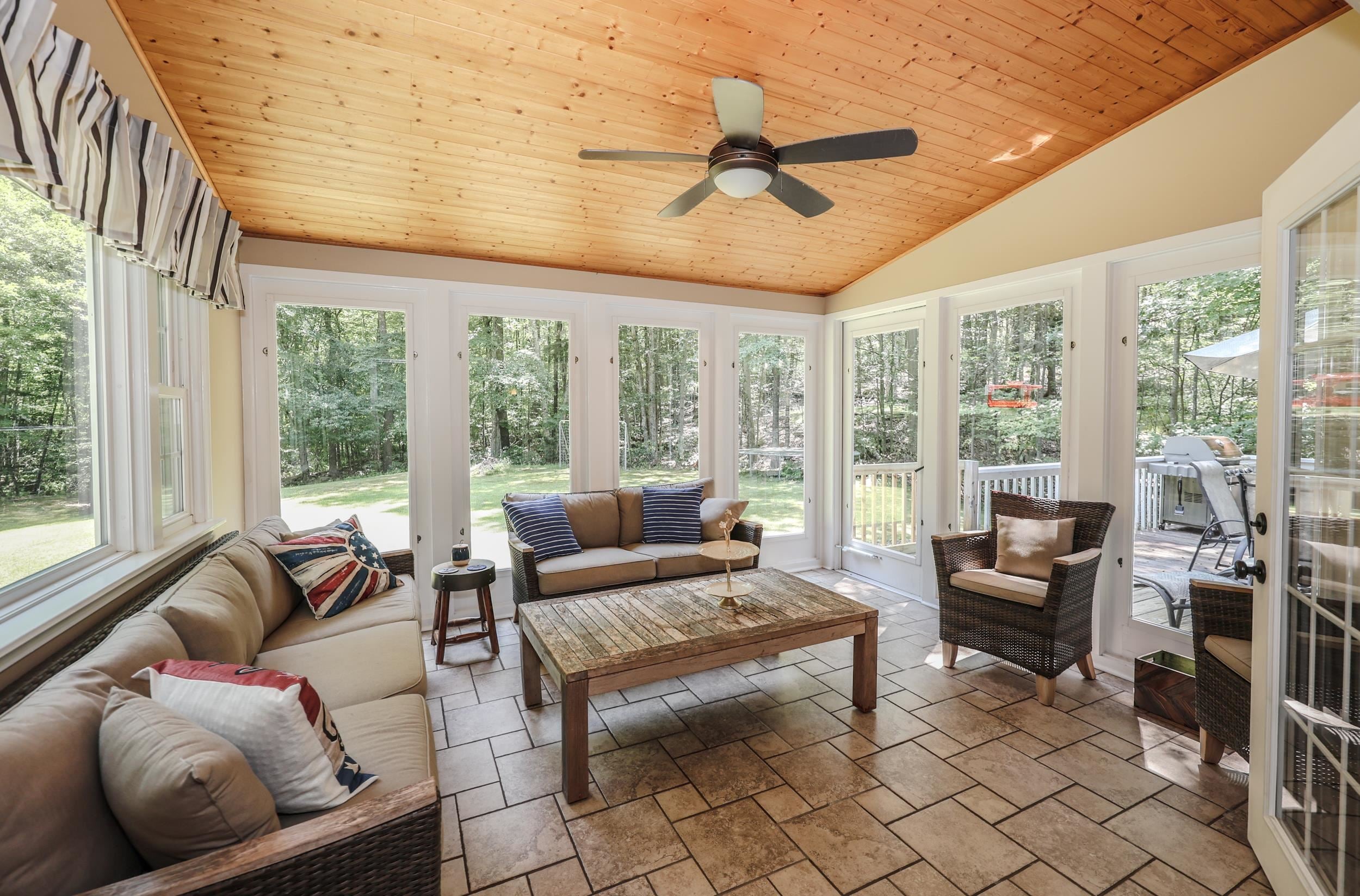 34 Olde Lantern Road