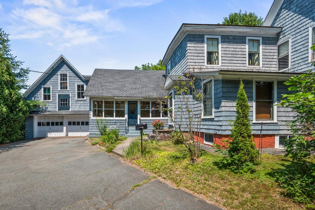 Photo of 182 Cottage Street, Littleton, NH 03561 (MLS # 5103423)