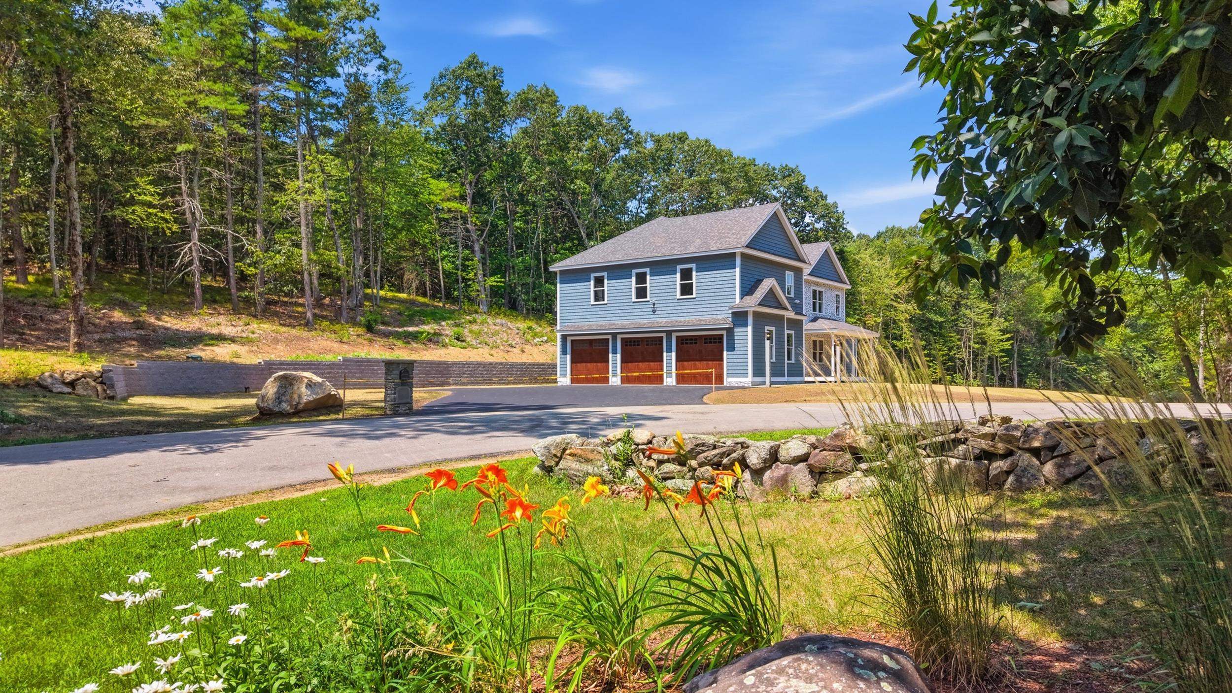 6 Eastview Drive