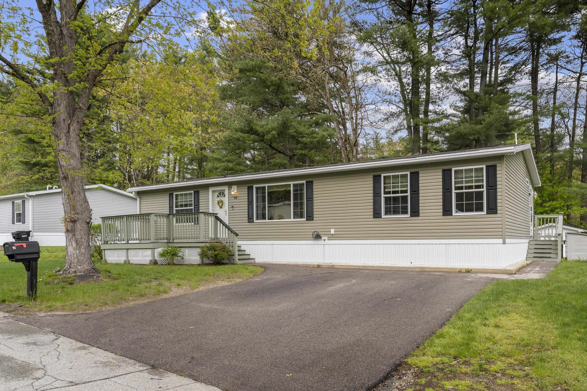 16 Eric Avenue