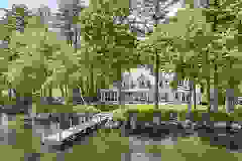 Property photo of 140 Holden Shore Road, Wolfeboro, NH 03894