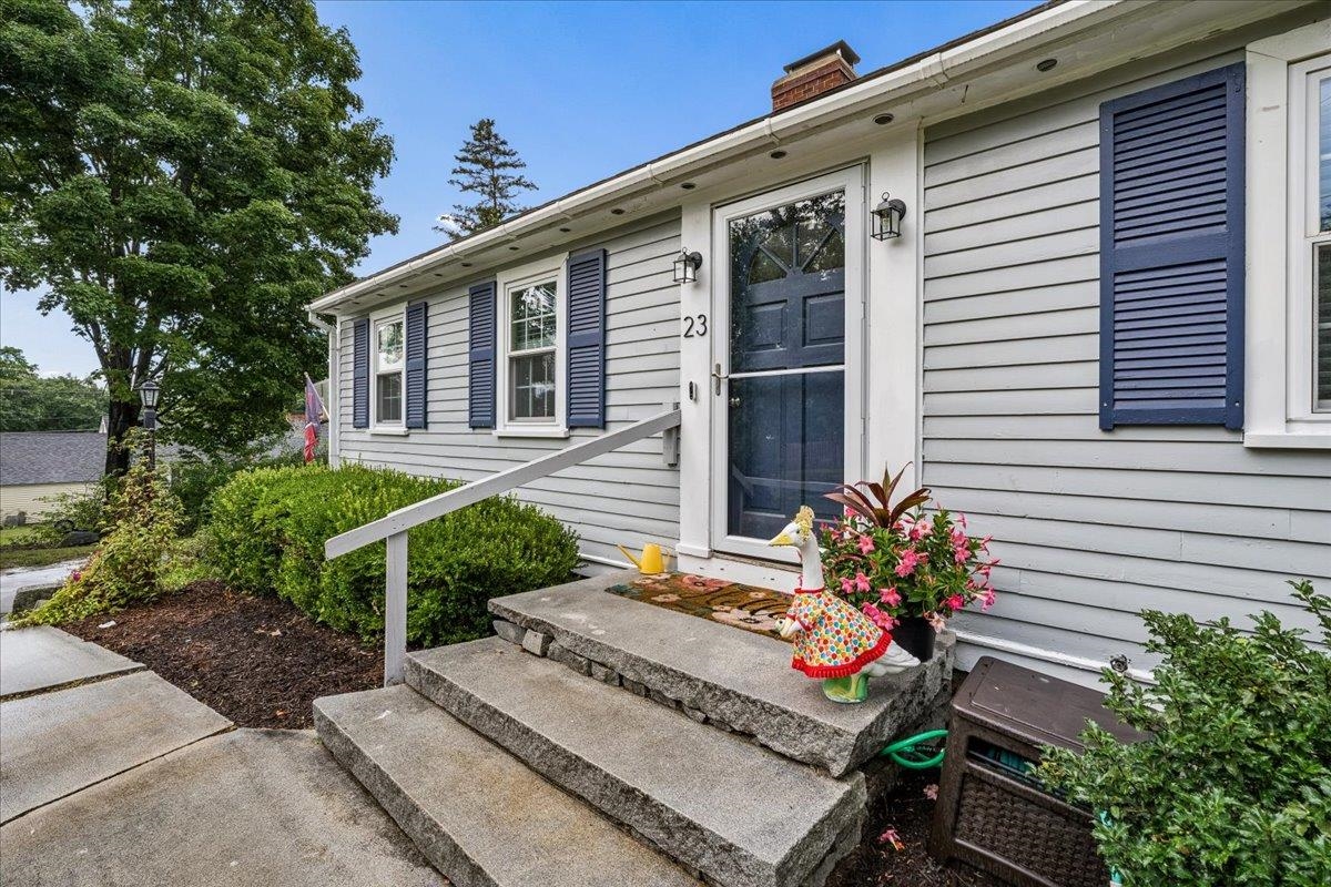 23 Woodwells Garrison Road
