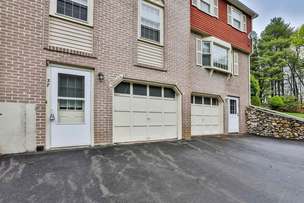 Photo of 37 Cannongate III Road, Nashua, NH 03063 (MLS # 5089477)