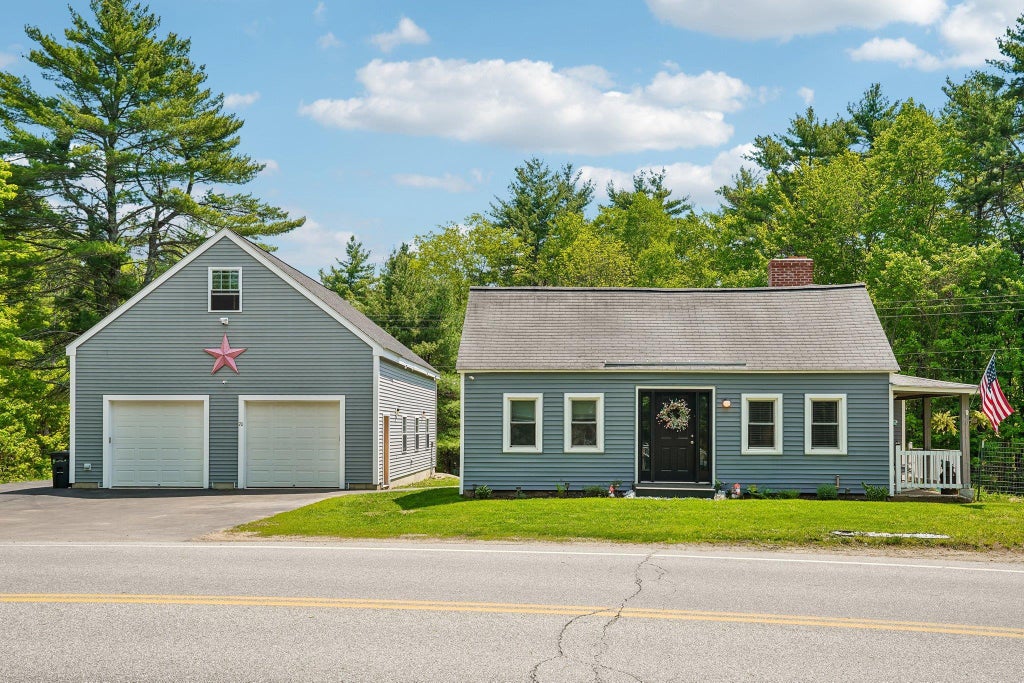 Photo of 70 Lane Road, Raymond, NH 03077 (MLS # 5113877)