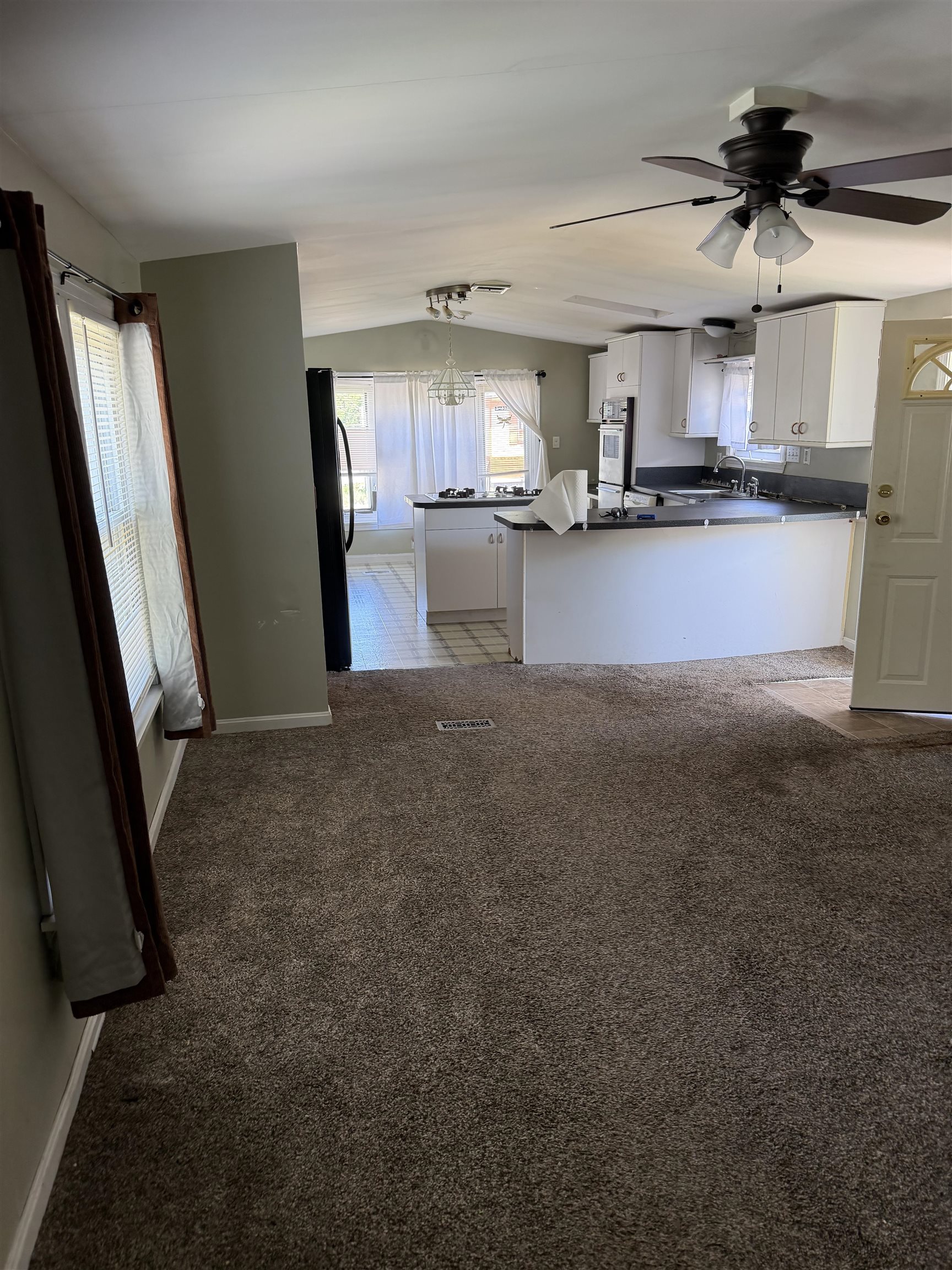 17 Wayland Circle
